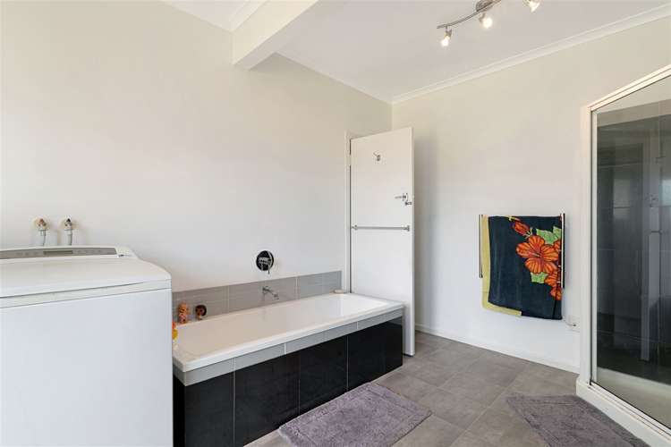 20 Nile Road Kelston_9