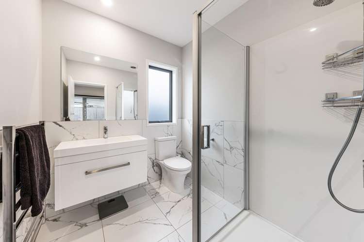 7 John Fair Drive Wainui_10