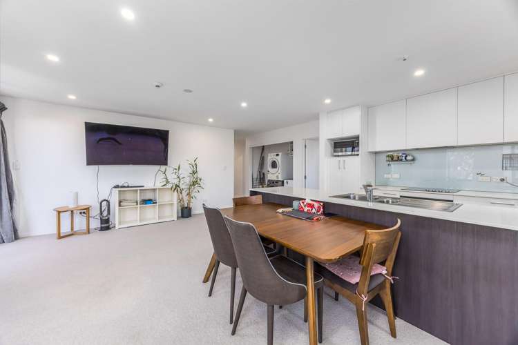 52/8 Thompson Park Road_4