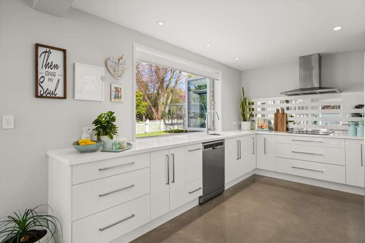 1 Avon Rise Welcome Bay_8