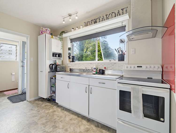 49B Lisa Crescent_4