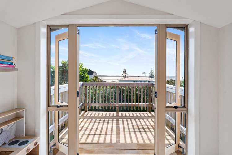 1358A Whangaparaoa Road Army Bay_17