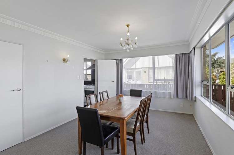 27 St Columbans Grove Boulcott_6