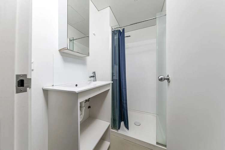 18D/15 Whitaker Place Grafton_2