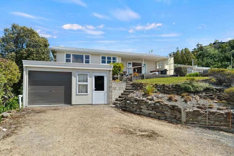 5 Guthrie Crescent Castlepoint_17