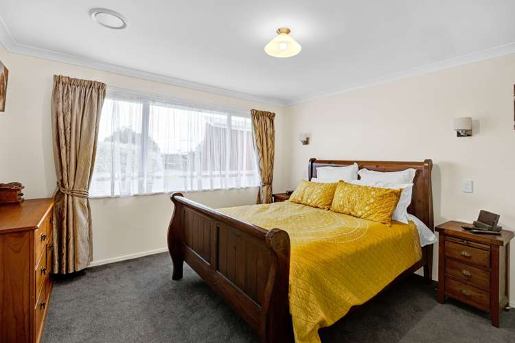 15 Auroa Road Otakeho_14