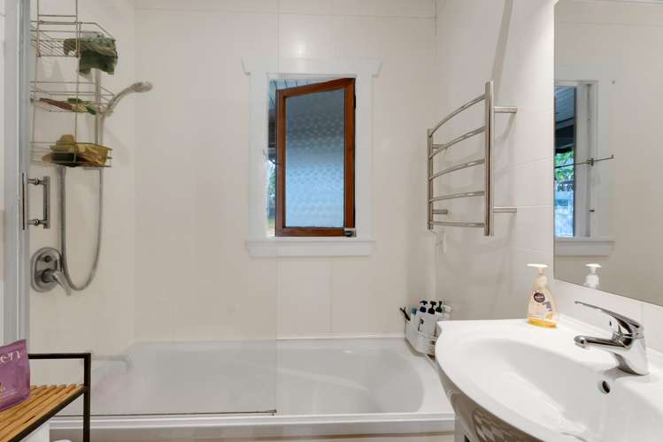 33 Gaine Street New Plymouth Central_12