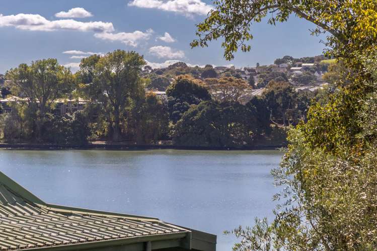 10 Cove Lane Mt Wellington_21