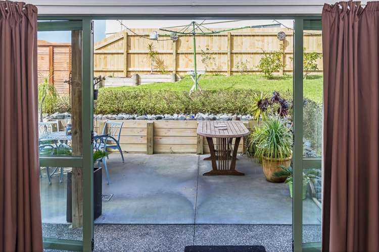 215 Alec Craig Way Gulf Harbour_21