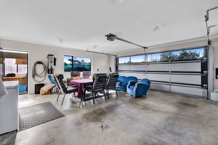 2 Heaphy Road Opunake_23