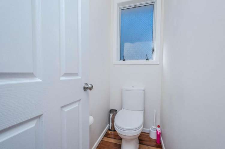 27 Brooker Grove Newlands_18