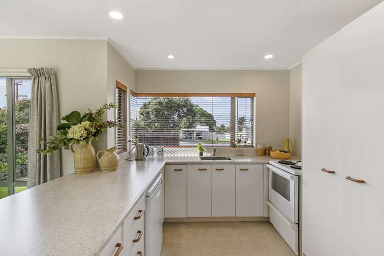 2/161 Church Street Onehunga_5