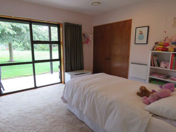 29 Mitcham Road Allenton_11