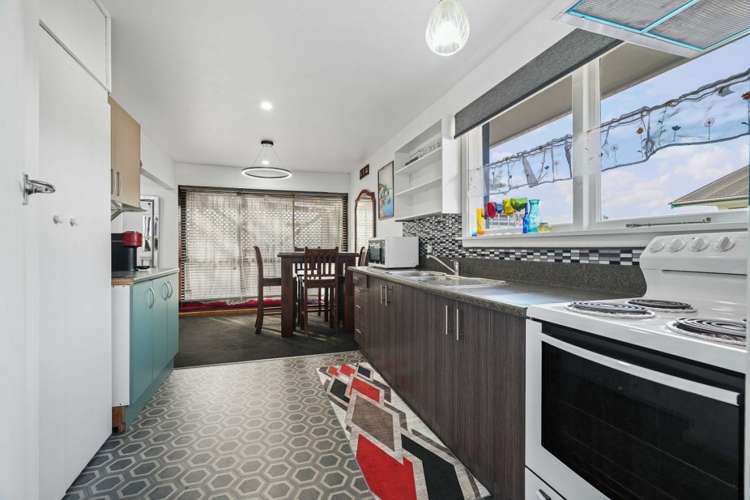 41 Kathleen Crescent Hornby_9