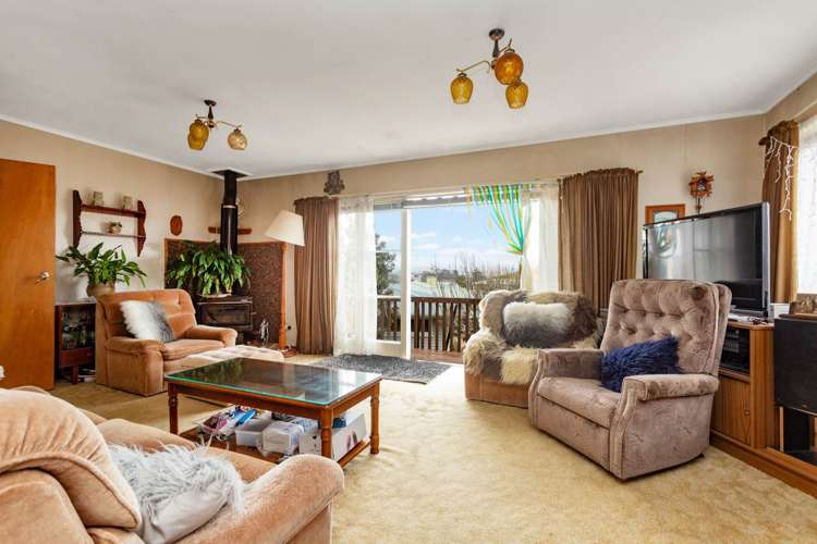 13 Ozich Avenue Te Atatu South_10