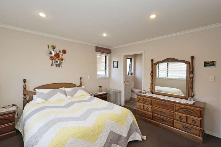 209 Ross Street Grasmere_15