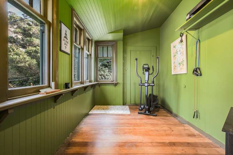 74 Sar Street Wadestown_11