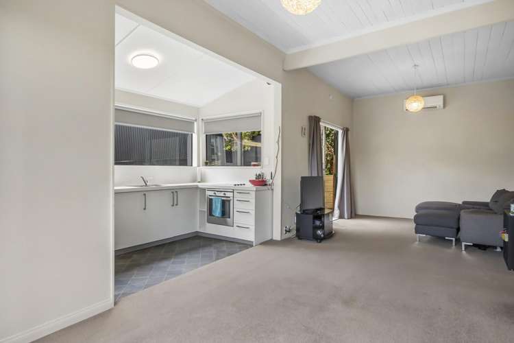 11 Aitken Place_5