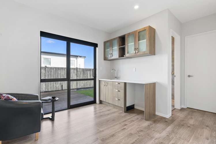 7 Hapukupuku Avenue Beachlands_27