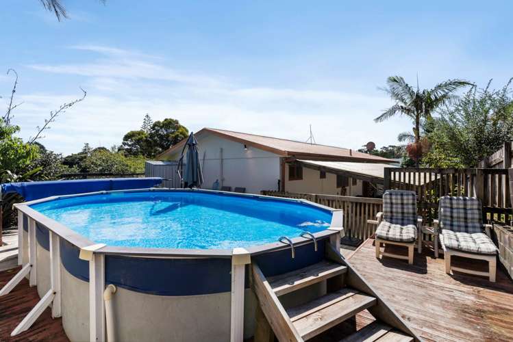 2 Hellyers Street Birkdale_17