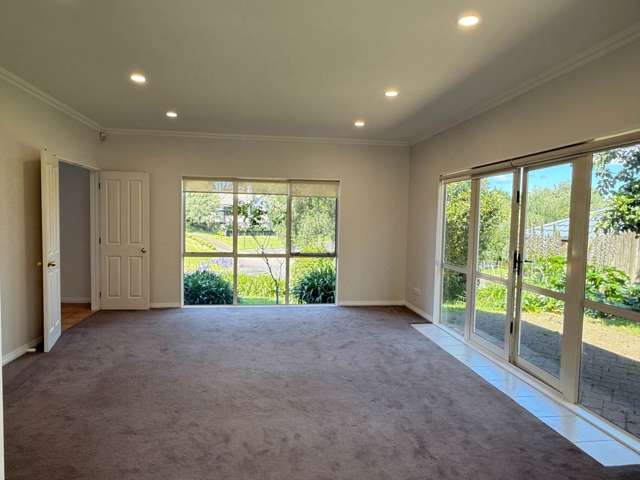 2 Opal Close Albany_1