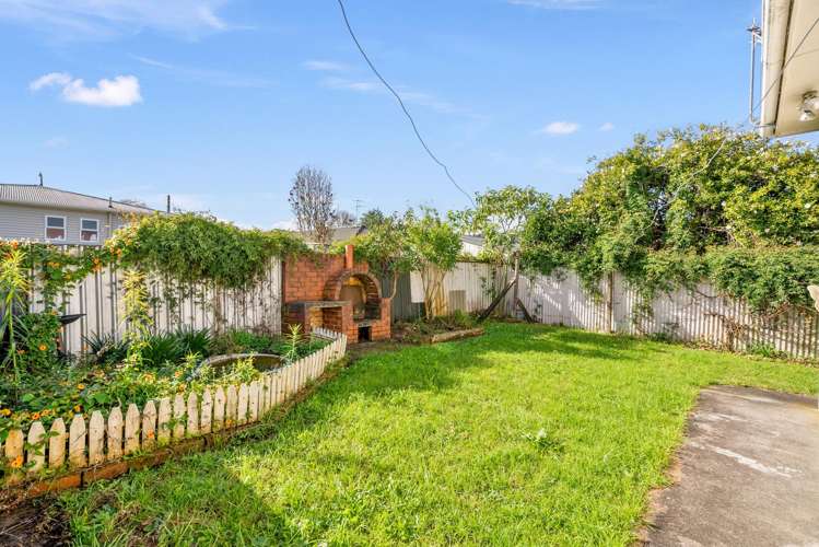 5A Churchill Street Kensington_24