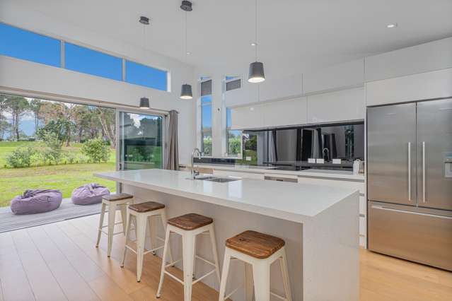 112 Ashley Place Matarangi_4