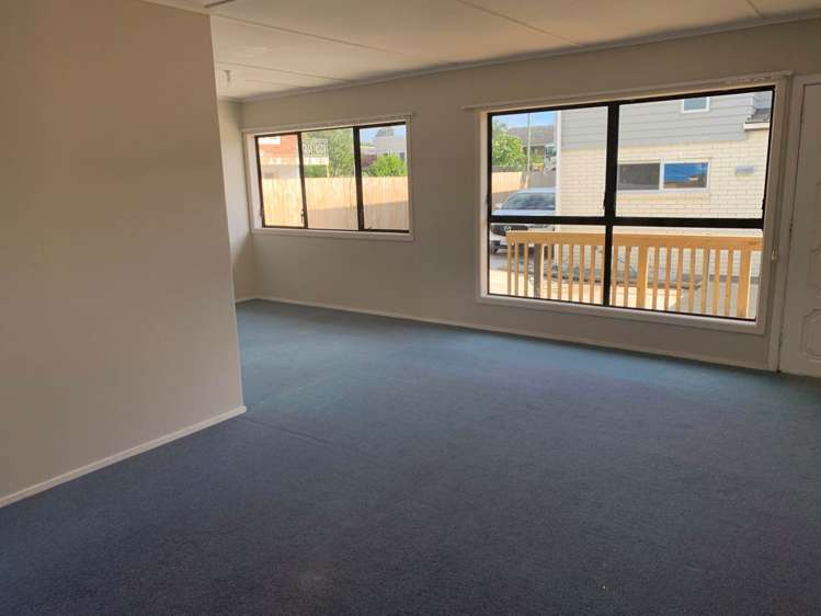 61 Kings Road Panmure_2