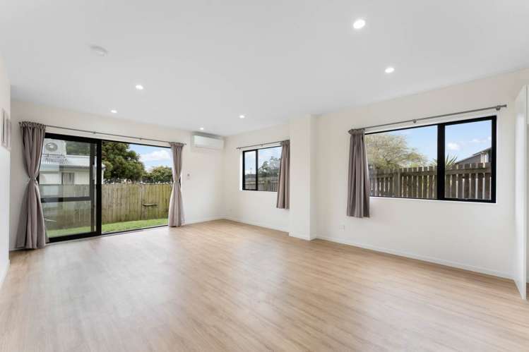31 Eileen Newey Place_4