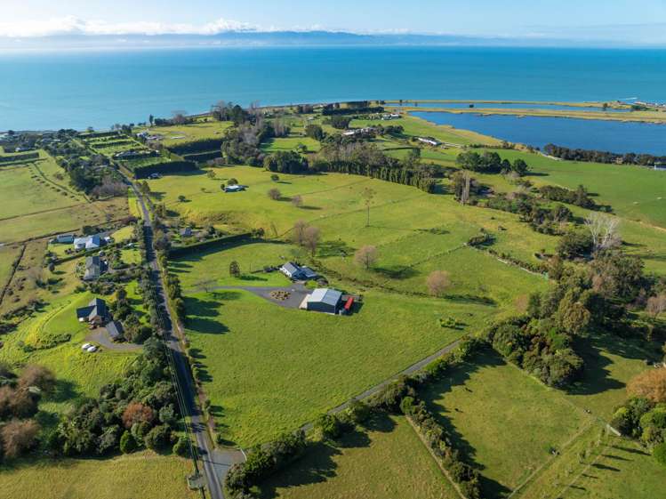 67 Pukekereru Lane Whakatiwai_18