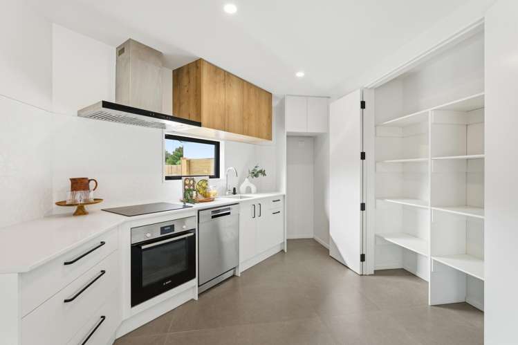 33a Neill Street Hornby_1