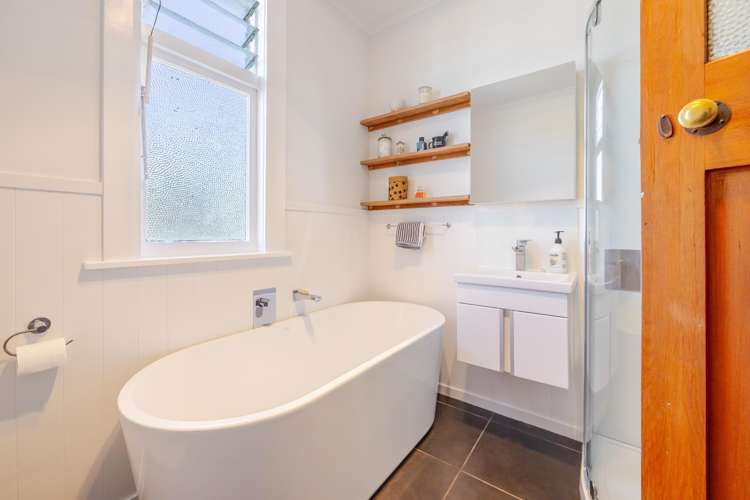 14 Holyrood Terrace Waipukurau_12