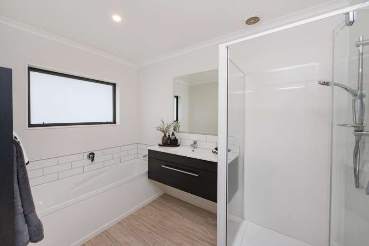 67 Albert Road Tokomaru_21