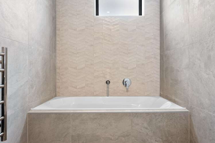 75 Tarapuka Road Westgate_14