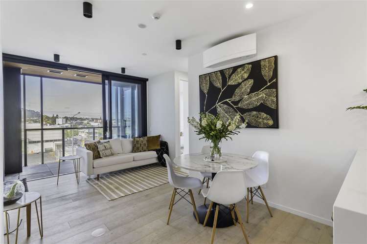 202/199 Great North Road Grey Lynn_1