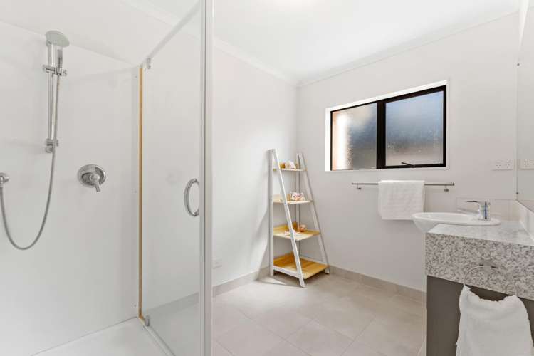 11 Barrier View Road Leigh_12