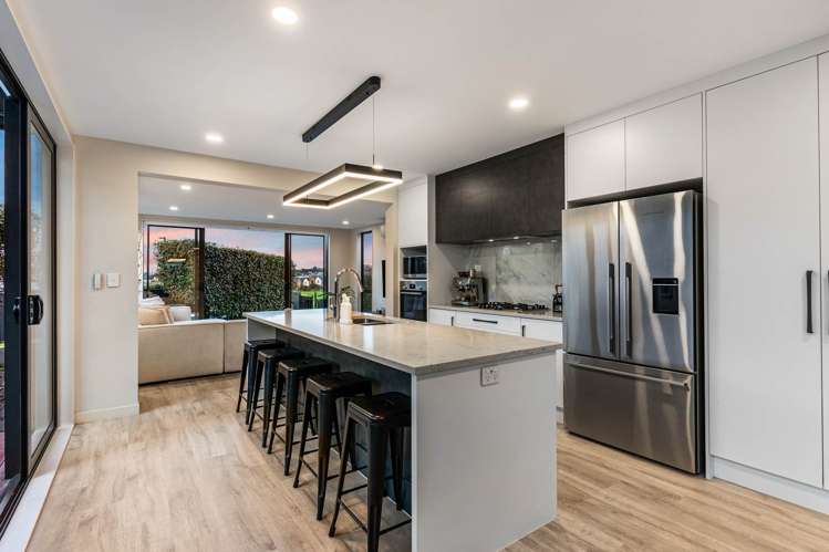 6/93 Bonair Crescent Millwater_8