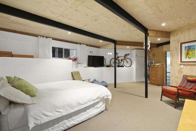 17 Pine Avenue Henderson_13