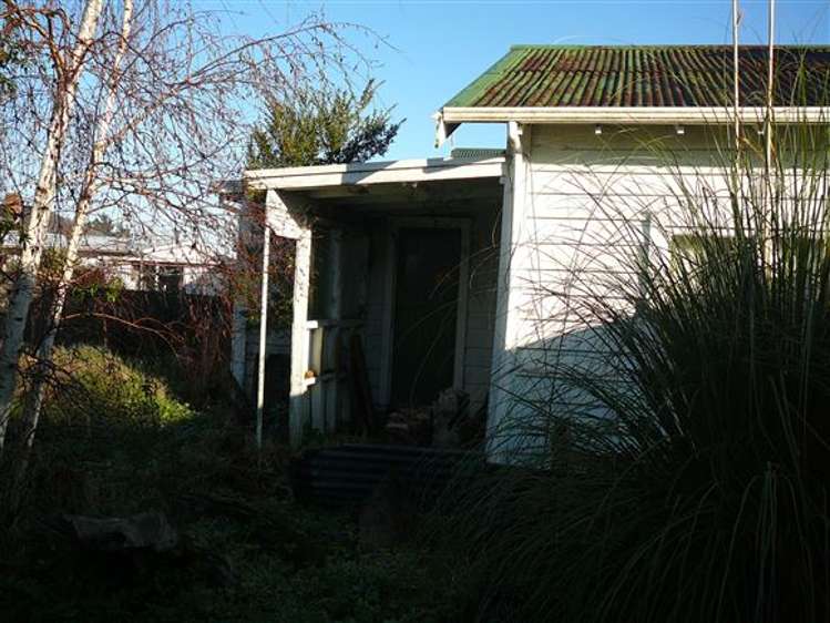 8 George Street Paeroa_5