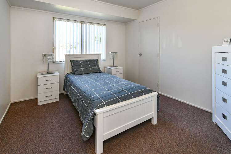 1 Loughinisland Place Manurewa_8