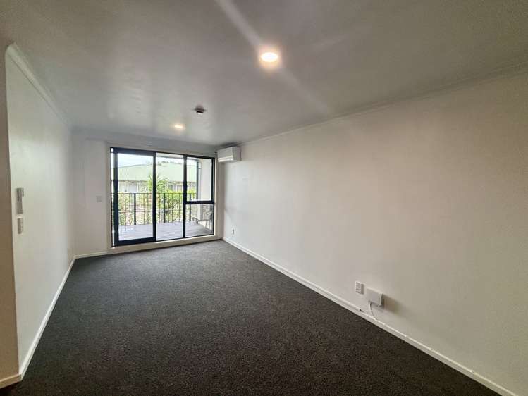 2P/1 Wadier Place Henderson_1