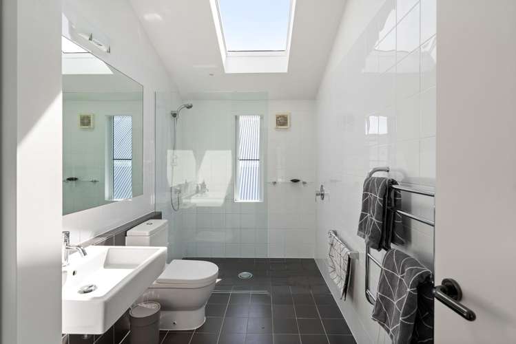 52 Karepa Street Brooklyn_30