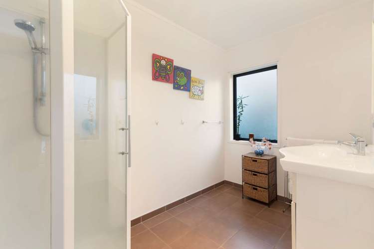 24 Sauvignon Place Pyes Pa_12