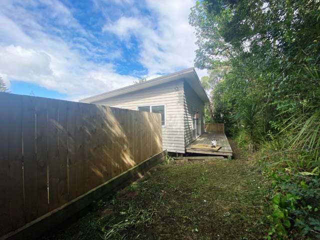 15A Maori Hut 1628_3