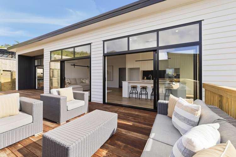 10 Bob Carter Place Welcome Bay_8