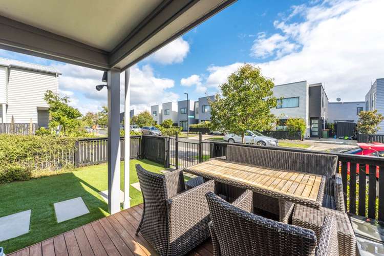 16 Hiki Street Hobsonville_10