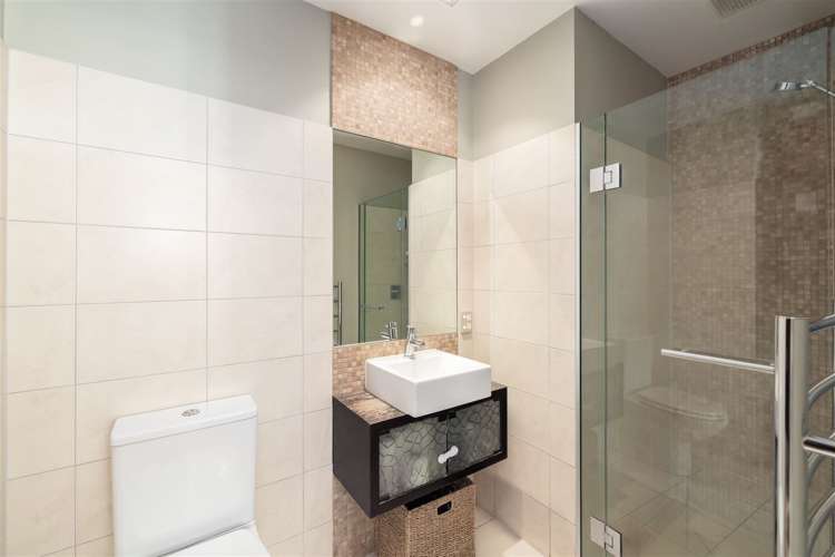 84 Saint Albans Street Saint Albans_7