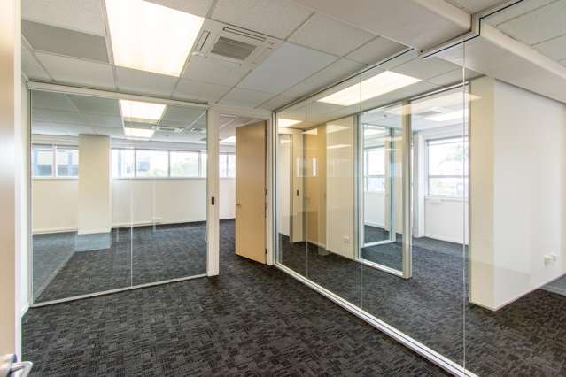 Suite 3/507 Lake Road Takapuna_4