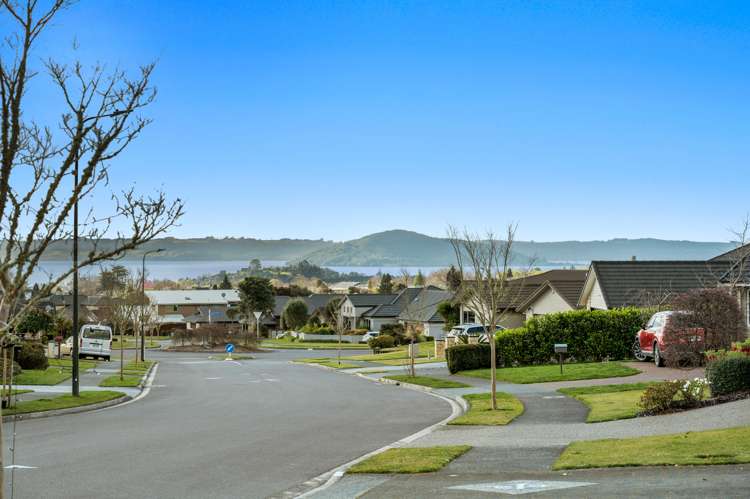 32 Stafford Rise Owhata_32