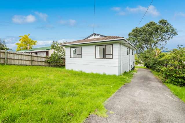 9 Castaing Crescent Te Atatu South_1